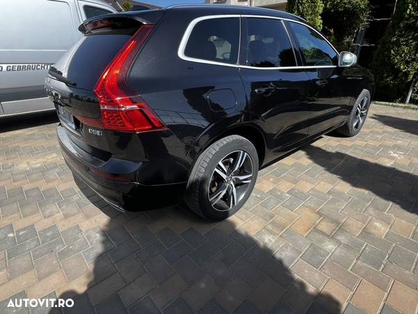 Volvo XC 60 D5 AWD Geartronic RDesign - 10