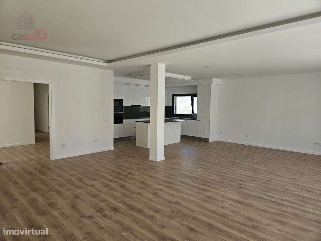 Moradia, com piscina, para venda em Azeitão - Grande imagem: 4/20