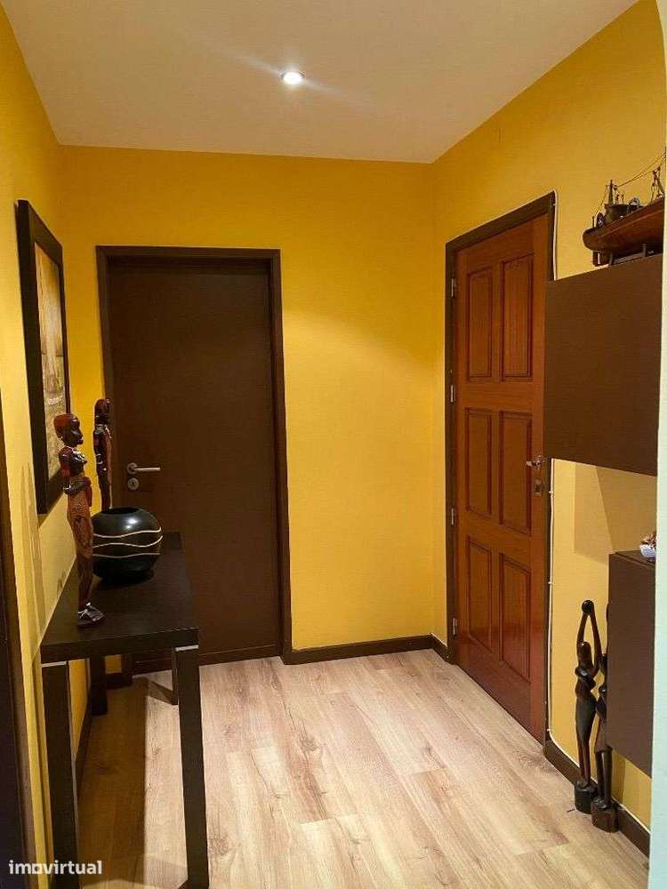 Apartamento T2 mobilado a 150m da praia. - Grande imagem: 4/15