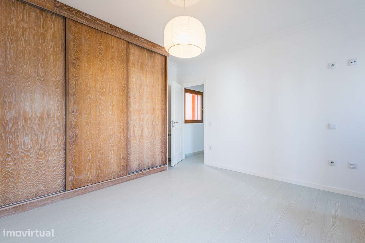 Moradia T4 renovada | Piscina Aquecida - Parceiros-35