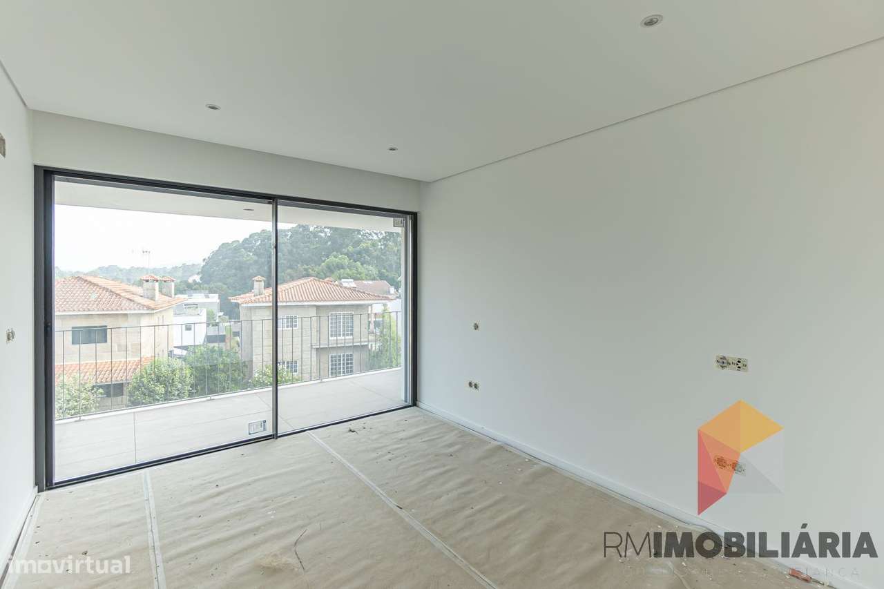 Apartamento T2 NOVO São Cosme-6