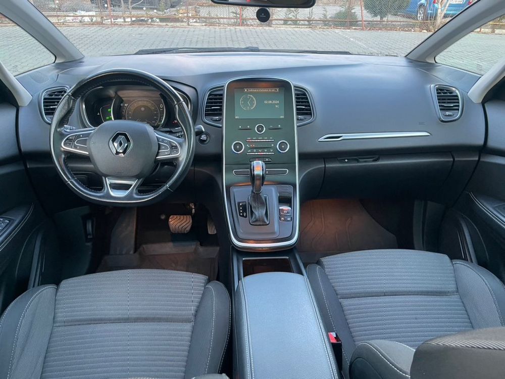 renault grand-scenic