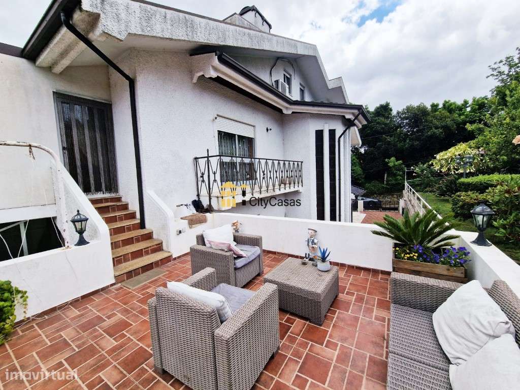 Propriedade com 4 Casas | São Mamede de Infesta - Grande imagem: 2/60