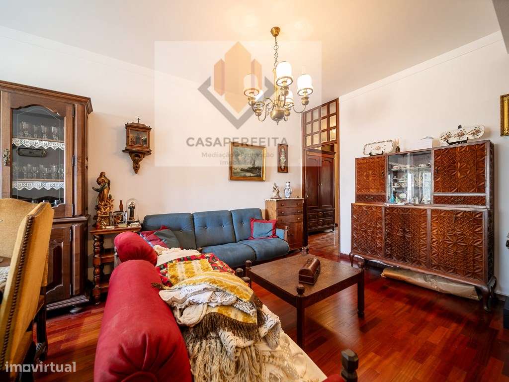 Apartamento T4 com Lugar de Garagem - Devesas, Vila Nova de Gaia-14