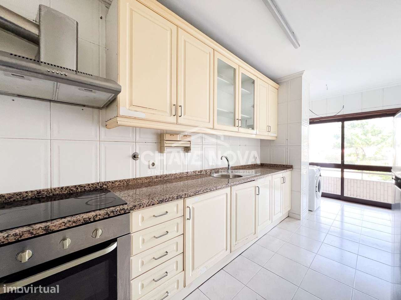 Apartamento T2 com garagem box em Perosinho, Vila Nova de Gaia-13