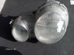 Farol esquerdo Mercedes W210 - 1