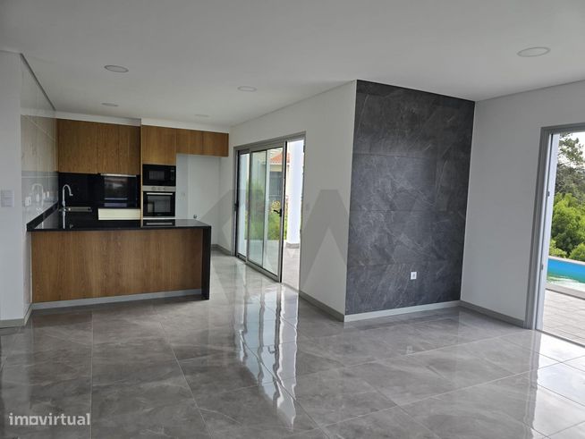Moradia T3 com Piscina e Vista Mar nos Prazeres | Calheta-7