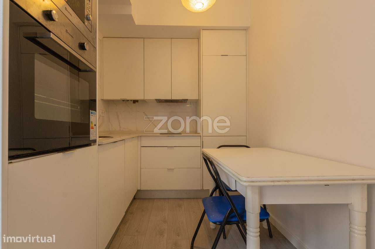 Estúdio com Terraço Privativo, Equipado e Mobilado no Beato. - Grande imagem: 4/10