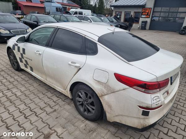 Kia Optima 1.6 CRDI SCR L DCT - 1