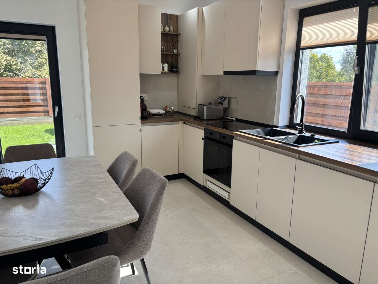 CASA PITESTI- STEFANESTI STR PRIMAVERII, MOBILATA SI UTILATA - Imagine principală: 4/20