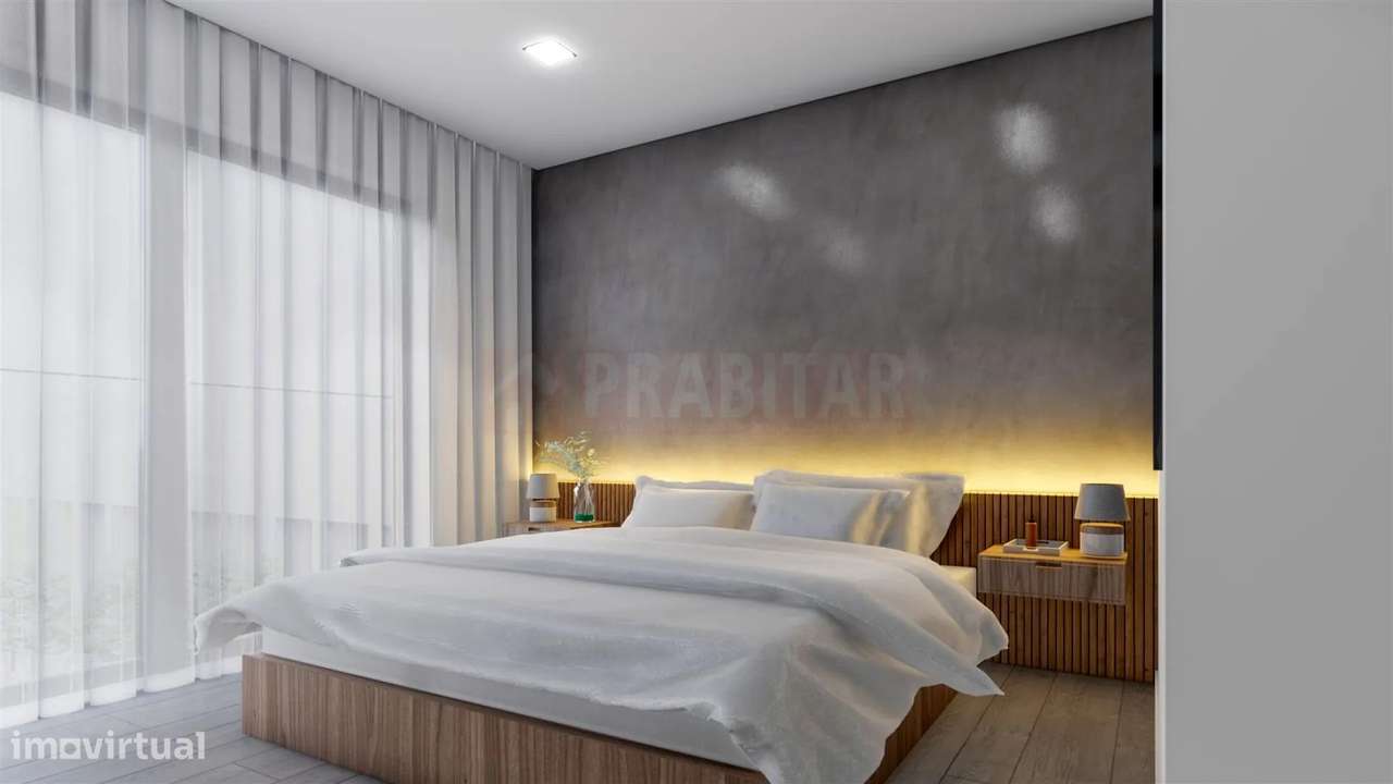 Em Celas, Apartamento T2 com 2 Suites, Varandas e Garagem-4