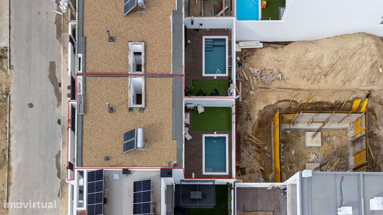 Moradia T4 Semi-Nova-28