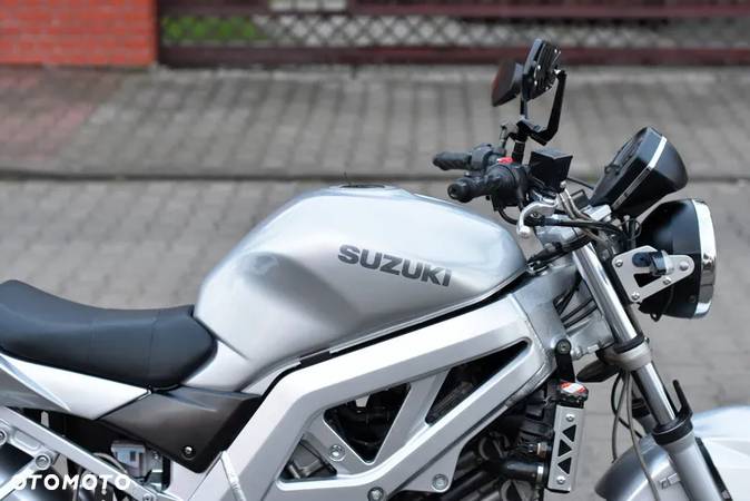 Suzuki SV - 6