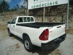 Toyota Hilux D-4D Cabine Simples - 22