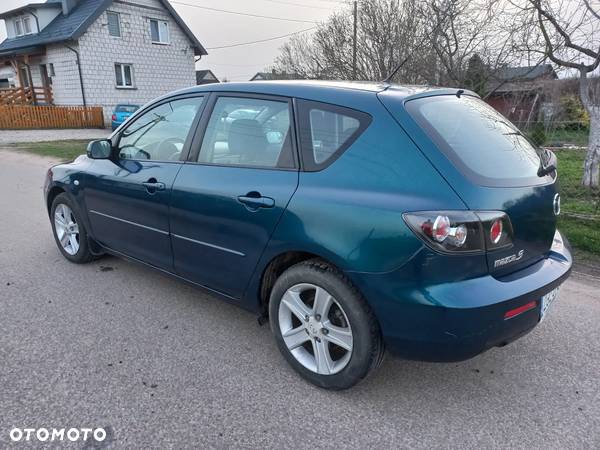 Mazda 3 1.6 CD Active + - 3