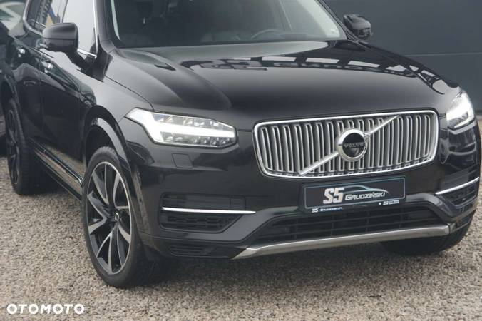 Volvo XC 90 - 23