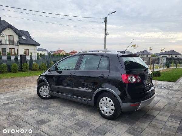 Volkswagen Golf Plus 2.0 TDI Cross - 7