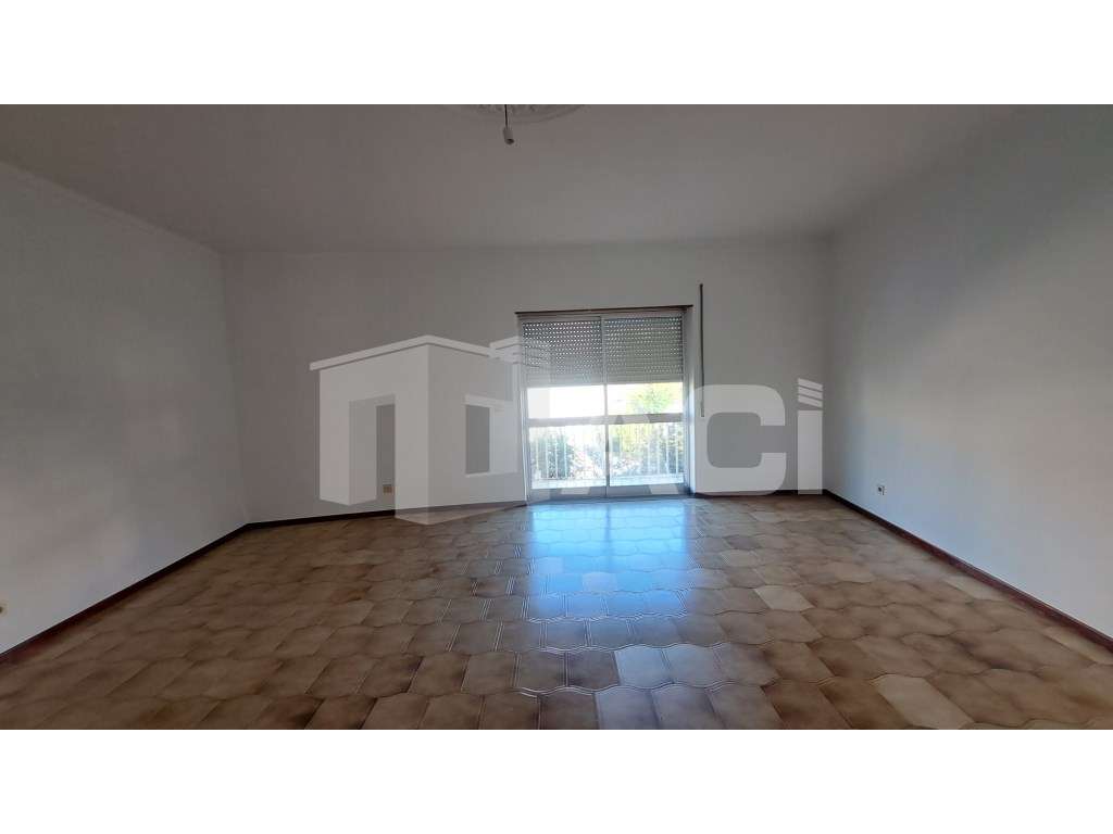 Sala com lareira - centro cidade - Grande imagem: 5/23