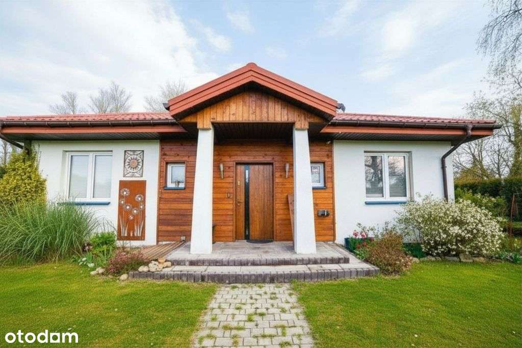 Parterowy dom z 3 sypialniami i dużym tarasem-3