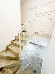 Vilă | 4 camere | Năvodari | Zonă Centrală - Imagine principală: 2/5