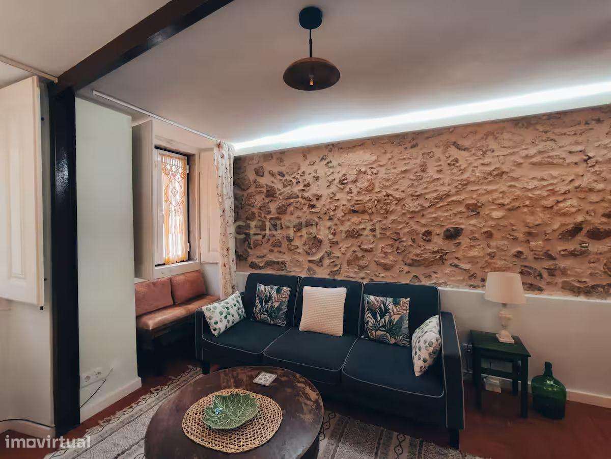 T1 Remodelado no Coração de Santos-o-Velho - Grande imagem: 2/34