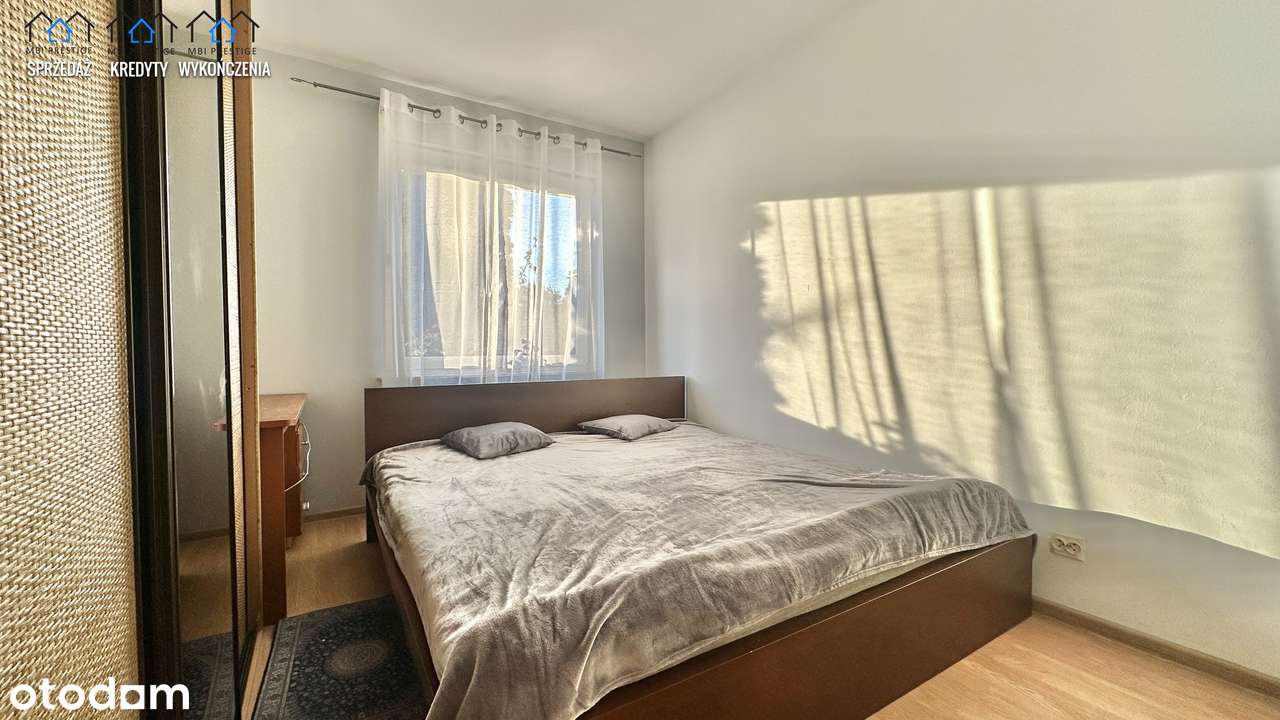 Przestronne Mieszkanie z Możliwością Wydzielenia Dodatkowego Pokoju-8