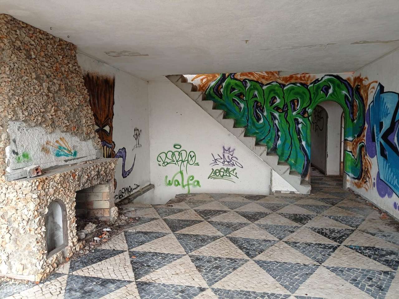 Moradia com vista inigualável nas Paredes da Vitória-13