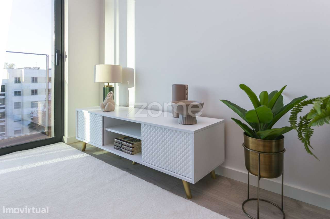 T0+1, Novo e Pronto a Habitar, Piso 5 e Garagem. Próximo NorteShopp... - Grande imagem: 4/31