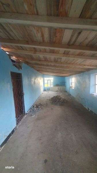 Vand casa si teren  in General Scarisoreanu - Imagine principală: 5/7