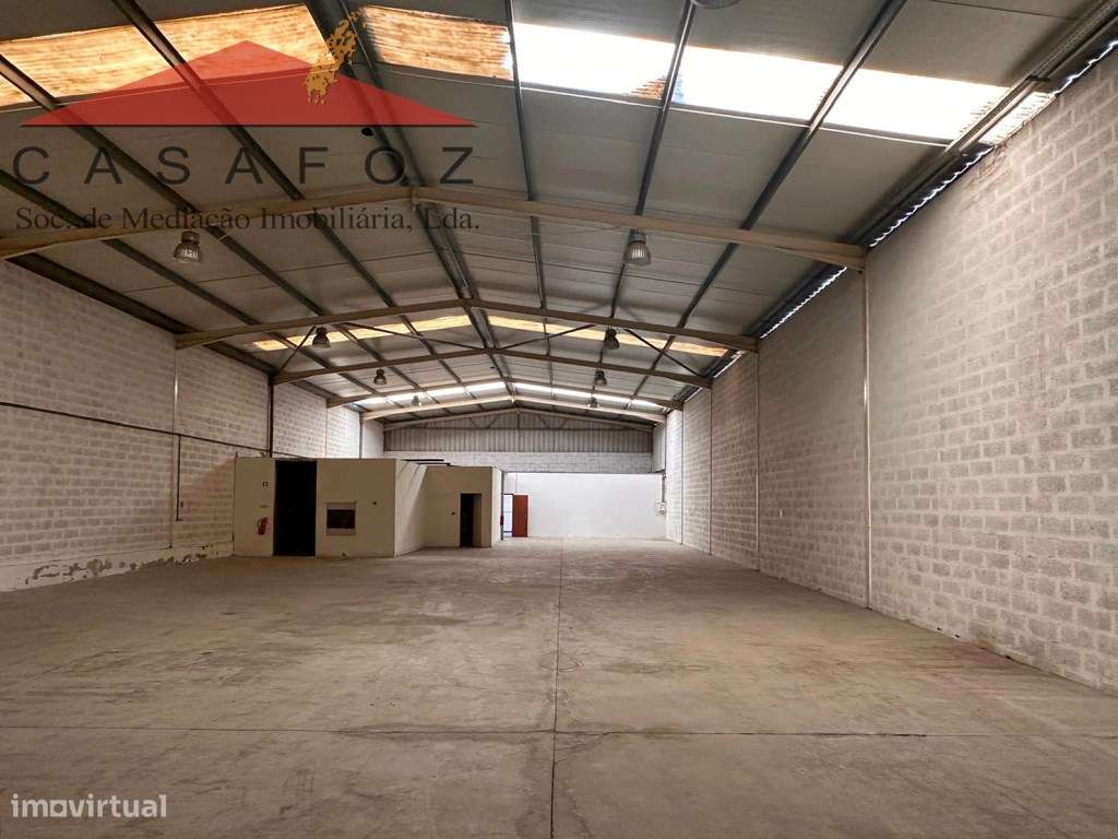 Arrendamento Armazém S. Pedro da Cova, Gondomar - Grande imagem: 4/11