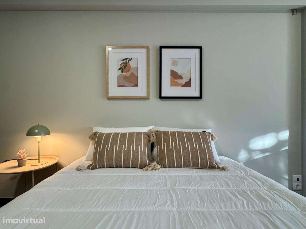 Quarto - localizado em Olivais Coimbra - Grande imagem: 5/10