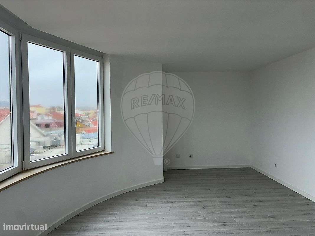 Apartamento T0 para arrendamento - Grande imagem: 3/11