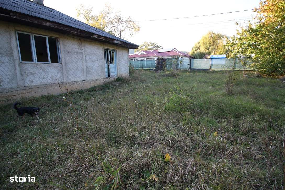 Casa Batraneasca Hemeiusi Lg Scoala 1300 mp 31 Dechidere Negociabil-12
