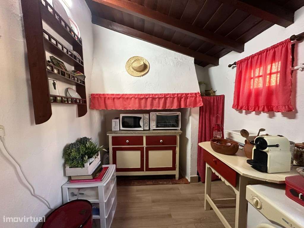 Monte Alentejano com 3,4 ha de natureza e potencial turístico-16