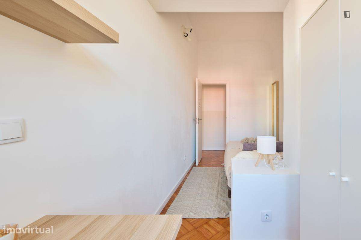 Quarto - localizado em Alameda Lisbon - Grande imagem: 5/8