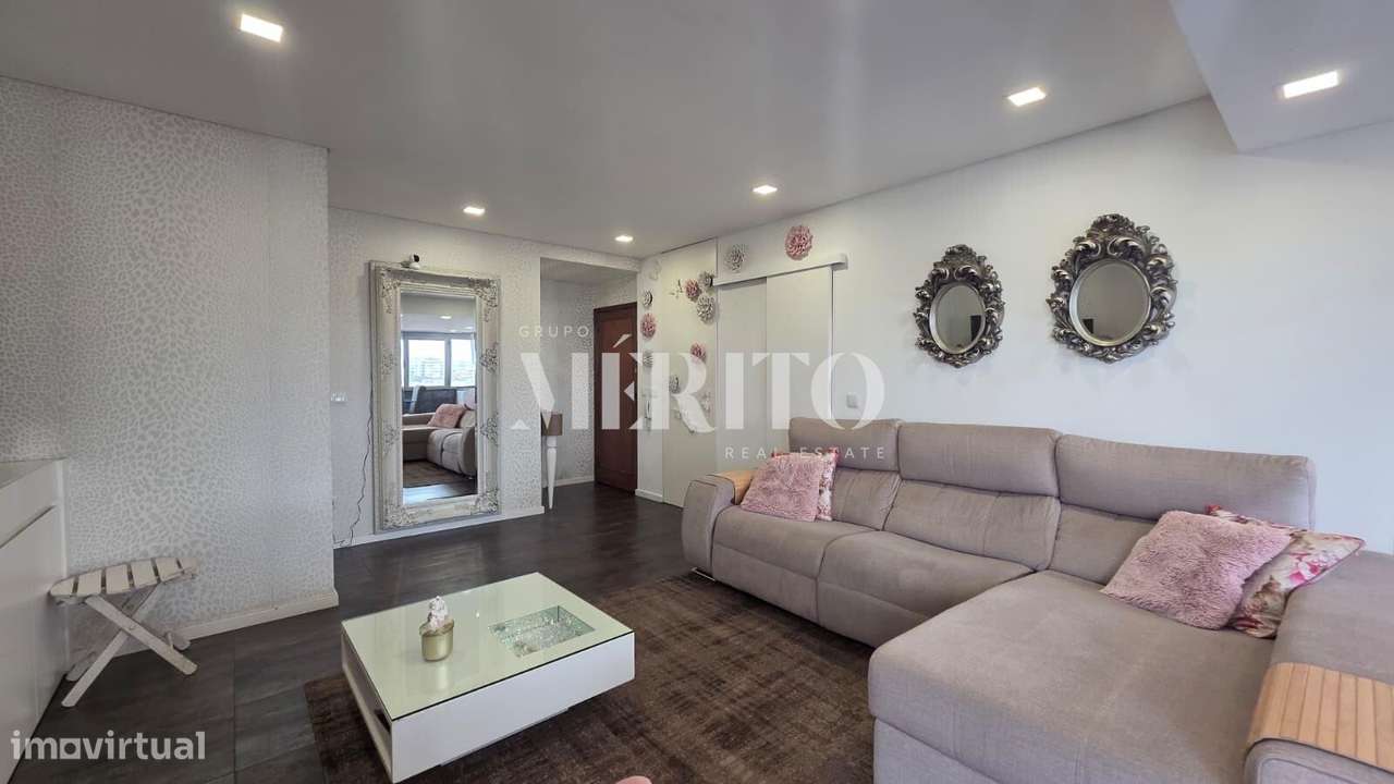 Apartamento T3 Renovado a poucos passos do Mar na Póvoa de Varzim - Grande imagem: 3/23