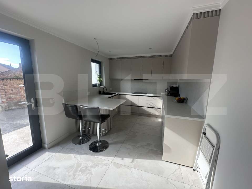 Casa tip D+P+E, 330 mp, 400 mp teren, zona Semicentrala - Imagine principală: 5/17