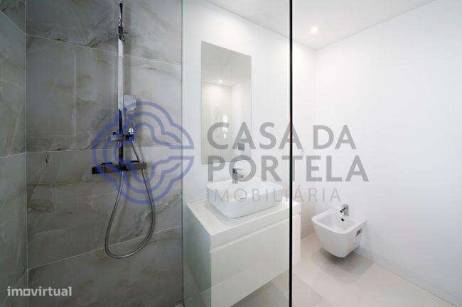 Apartamento T0 Novo e Equipado – Centro de Marco de Canaveses (Porto) - Grande imagem: 4/14