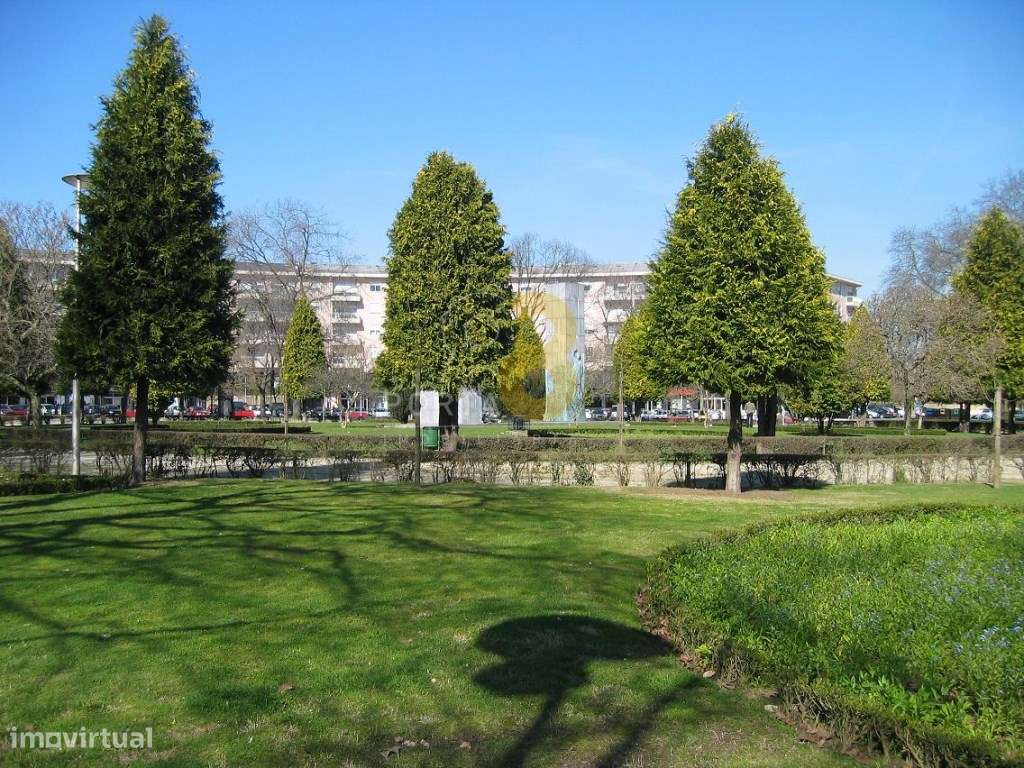 Apartamento T2 no coração da cidade do Porto-17