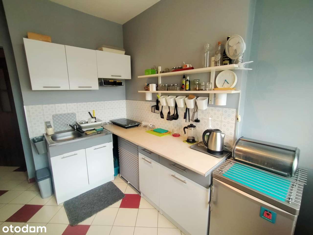 Duża kawalerka, z osobą kuchnią-2