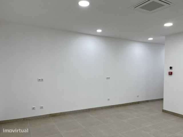 Arrendamento loja centro Ponte de lima - Grande imagem: 4/6