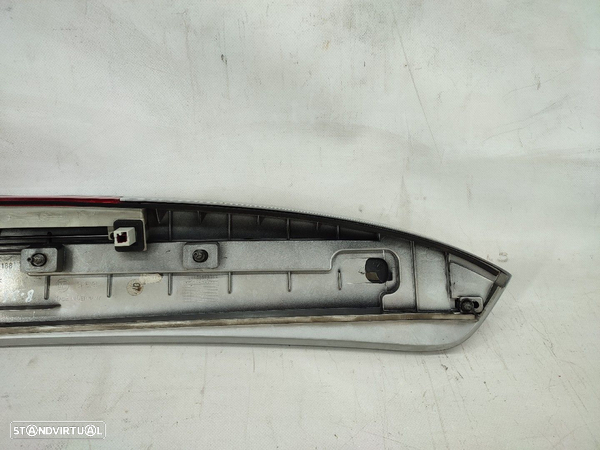 Aileron Mercedes-Benz E-Class T-Model (S211) - 6