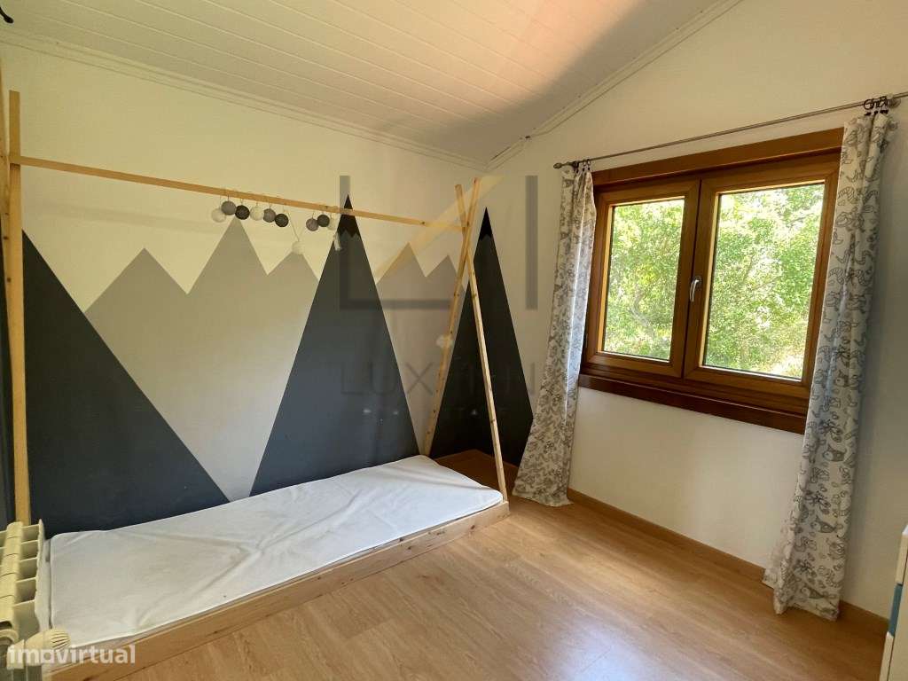 Moradia T4 com piscina e jardim, na Aldeia Grande, Setúbal-47