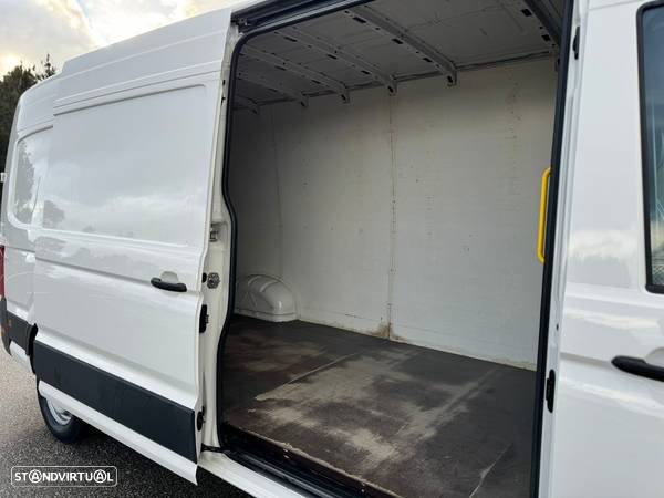 VW Crafter 35 2.0 TDI CD L4 Longo - 38