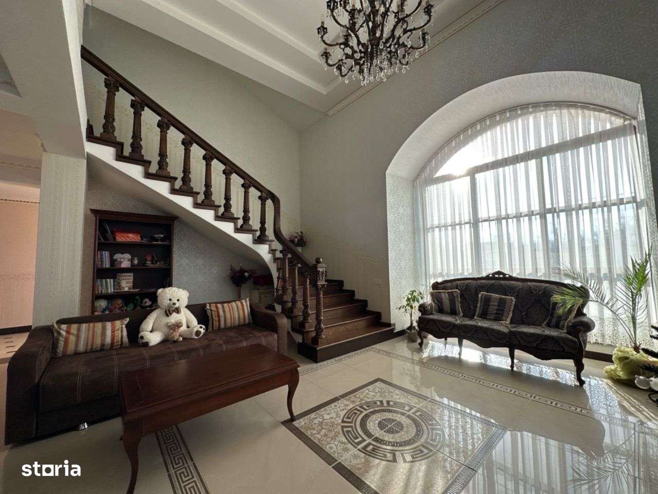 Casă de lux de vânzare – Oradea - Imagine principală: 5/19