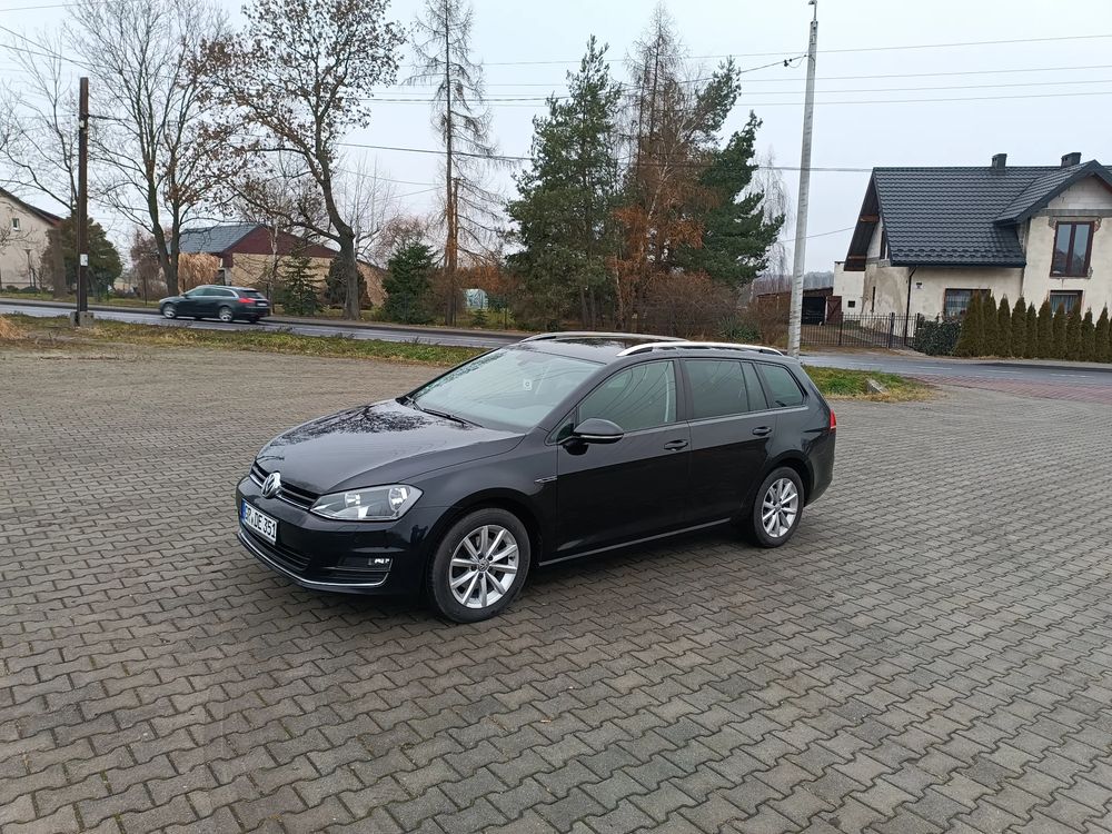 Volkswagen Golf VII 2.0 TDI BlueMotion Technology Lounge 2015