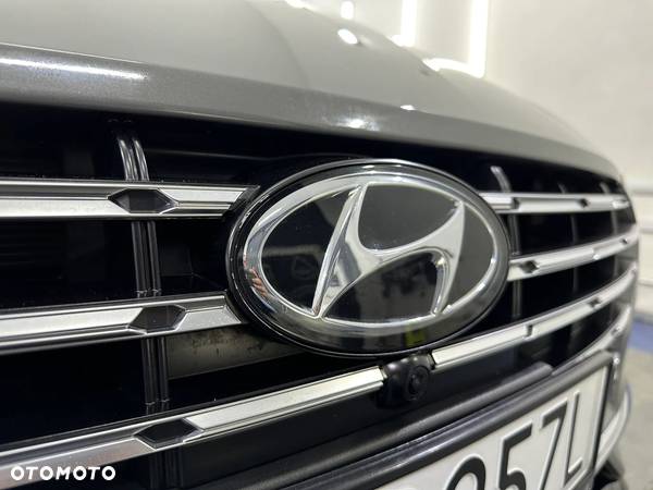 Hyundai Sonata - 38