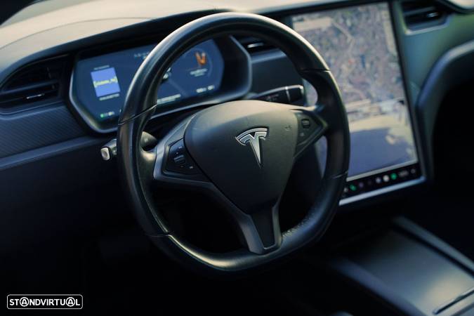 Tesla Model S 75D - 15