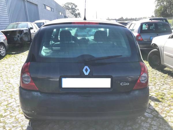 Renault Clio II 1.5 DCi Van 2002 - Para Peças - 4