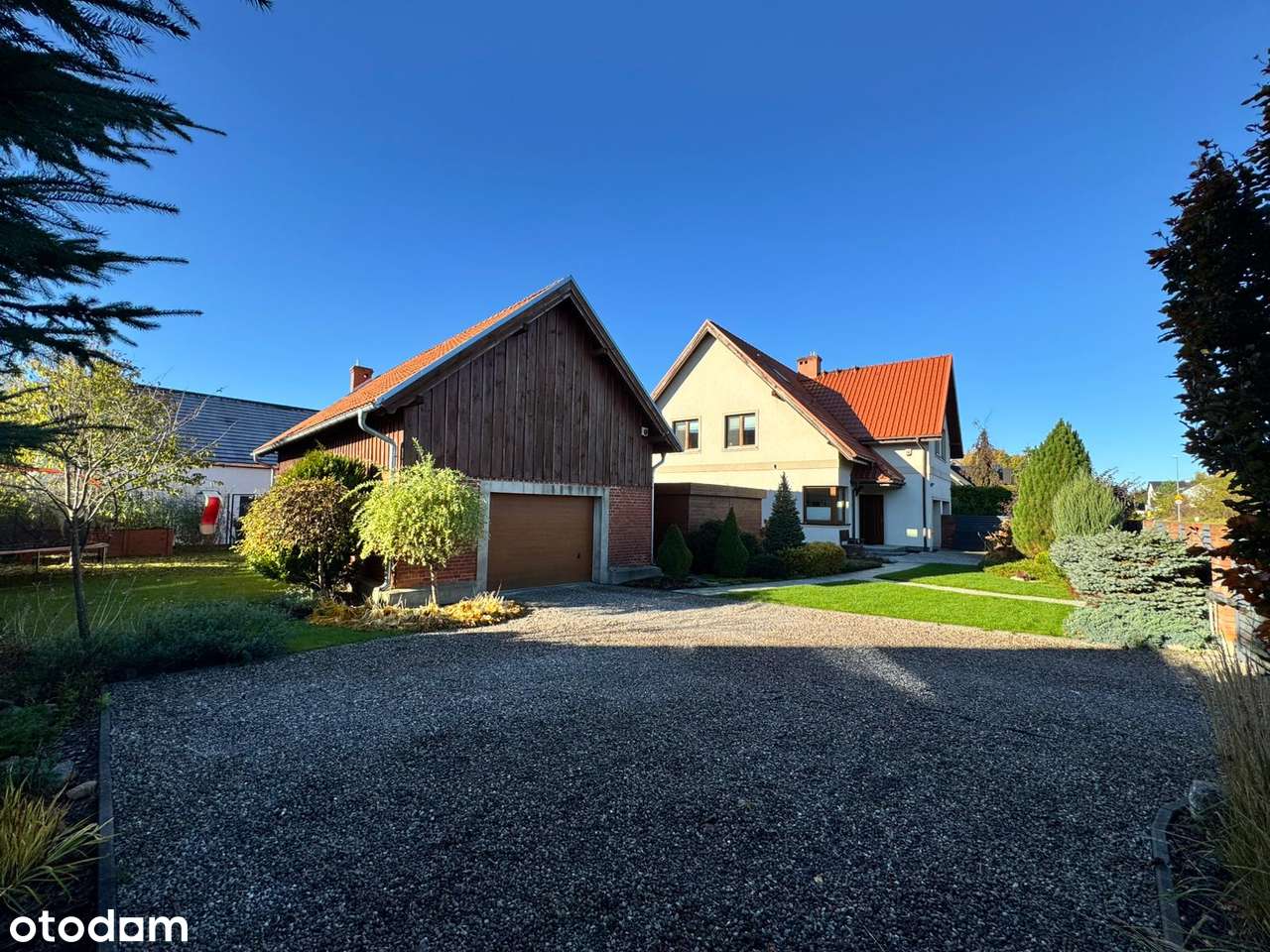 Dom z odnowioną stodołą  osiedle Dajtki - Pełny obrazek: 1/20